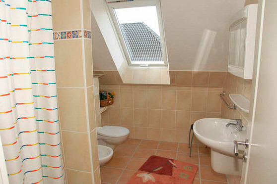 Ferienwohnung in Fehmarn OT Burg - Schirmann - Dusche WC und Bidet