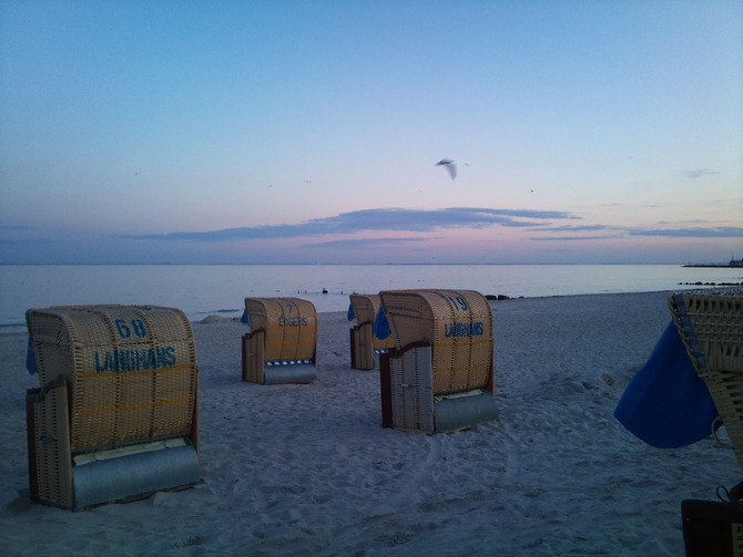 Ferienwohnung in Grömitz - Ferienparadies Grömitz - Sommerabend im Strandkorb