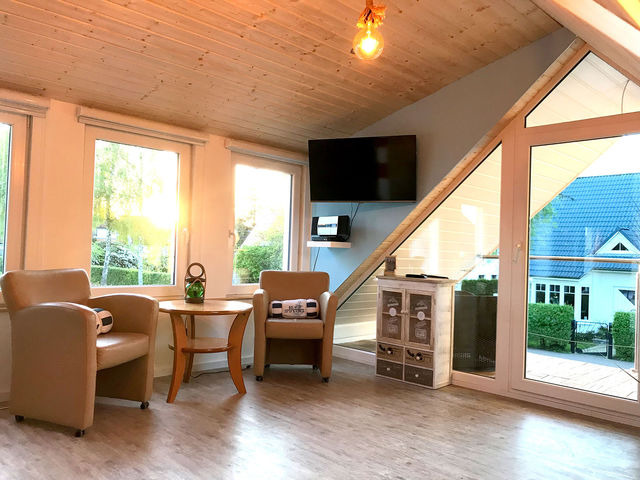 Ferienwohnung in Ostseeheilbad Zingst - Br&uuml;ckendeck App. 3 - Bild 2
