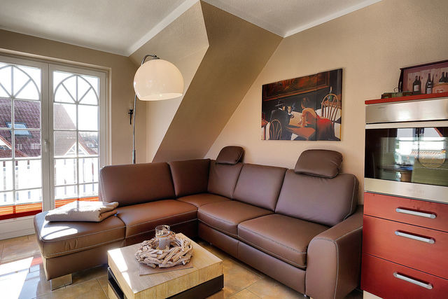 Ferienwohnung in Ostseeheilbad Zingst - Villa Sonnenuhr, FW 8 - Bild 3