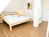 Ferienhaus in Fehmarn OT Staberdorf - Reetdachhaus 6, inkl. 2 Parkpl&auml;tze - Bild 11