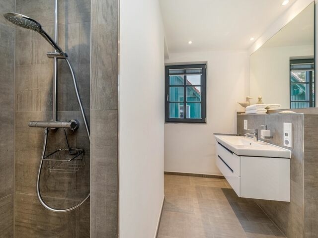 Ferienwohnung in Ostseeheilbad Zingst - Mohnblume - Haus Sommerwiese - Bild 9