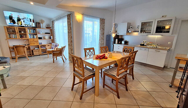 Ferienwohnung in Heringsdorf - Anna Whg2 BRINKMANNHAUS - modern viel Platz fast am Strand Sauna Terrasse Grill - Bild 4