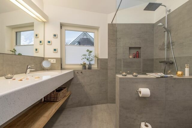 Ferienwohnung in Zingst - Ostseehaus Erika-Maria 02 OG - Bild 7