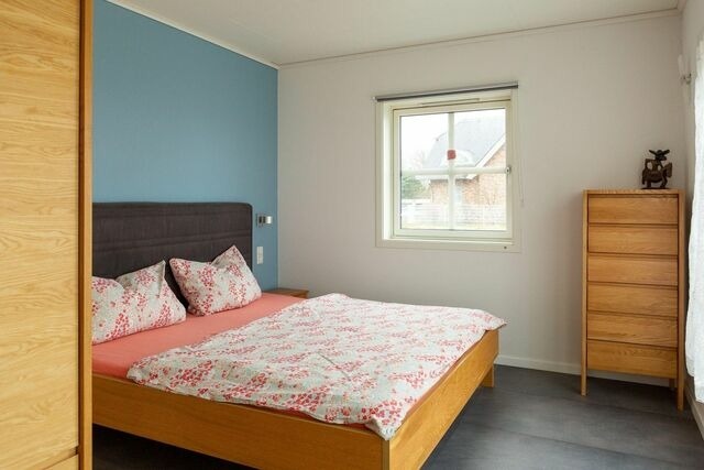 Ferienwohnung in Wiek - Fewo " Strandhaus Wiek " direkt am Wasser mit herrlichen Weitblick - Bild 17