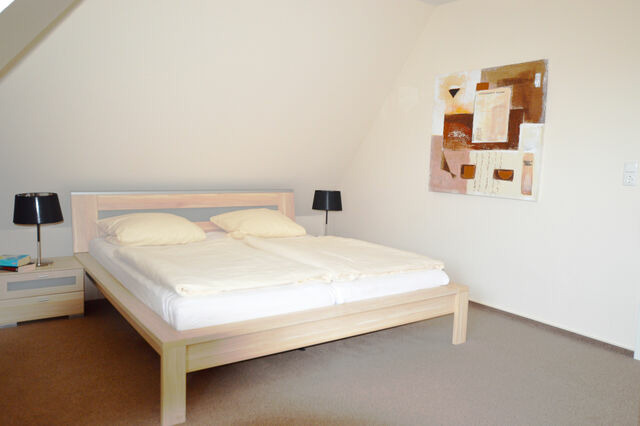 Ferienhaus in Fehmarn OT Staberdorf - Reetdachhaus 1, inkl. 2 Parkpl&auml;tze - Bild 9