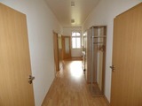 Ferienwohnung in Sellin - Sonnige Ferienwohnung -100qm - im 1. Obergeschoss der Villa Walhall in einem park&auml;hnlichen Garten - Bild 6