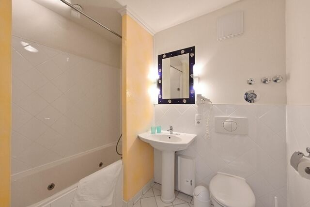 Ferienwohnung in Sellin - Ferienwohnung 12 für 6 Personen strandnah in Sellin auf Rügen Villa Celia WLAN SAUNA - Bild 12