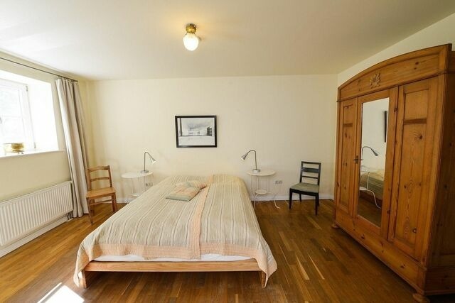 Ferienwohnung in Neuenkirchen (R&uuml;gen) - Gutshaus Grubnow Ferienwohnung 2 am Wasser Sauna und WLAN incl. - Bild 6
