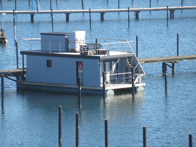 Ferienwohnung in Fehmarn - Hausboot Kaddi`s Sunshine - Huus & Meer Burgtiefe - Bild 2