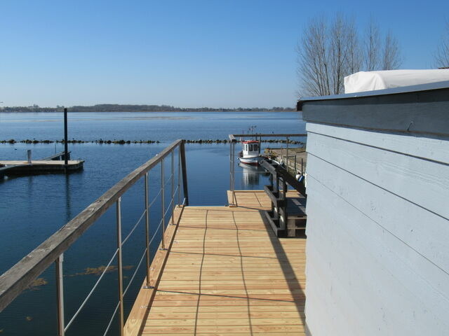 Ferienwohnung in Fehmarn - Hausboot Kaddi`s Sunshine - Huus & Meer Burgtiefe - Bild 8