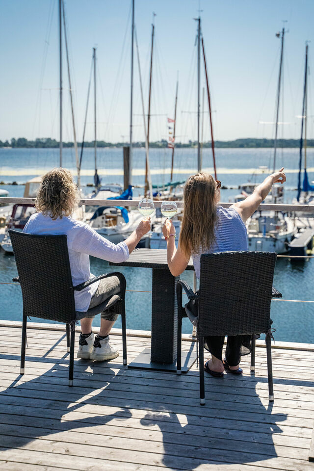 Ferienwohnung in Fehmarn OT Burgstaaken - Hausboot ELLA- Huus & Meer - Bild 2