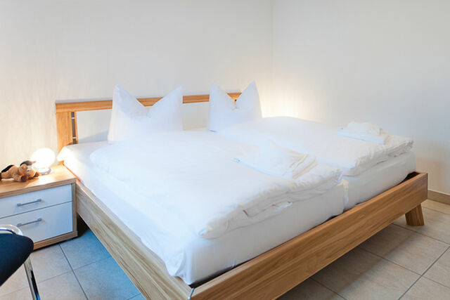 Ferienwohnung in Sellin - H&uuml;hnergott - Bild 6