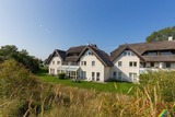 Ferienwohnung in Lobbe - Strandhaus Lobbe, Sanddorn Nr. 3 - Bade- & Saunawelt t&auml;glich inklusive - Bild 1