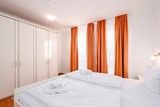 Ferienwohnung in Lobbe - Strandhaus Lobbe, Sanddorn Nr. 3 - Bade- & Saunawelt t&auml;glich inklusive - Bild 7