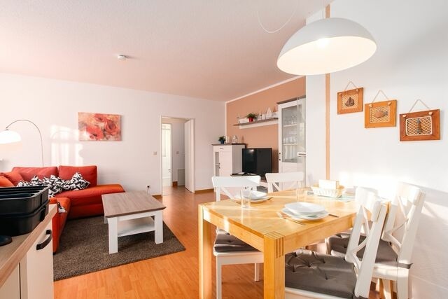 Ferienwohnung in Lobbe - Strandhaus Lobbe, Sanddorn Nr. 3 - Bade- & Saunawelt t&auml;glich inklusive - Bild 10