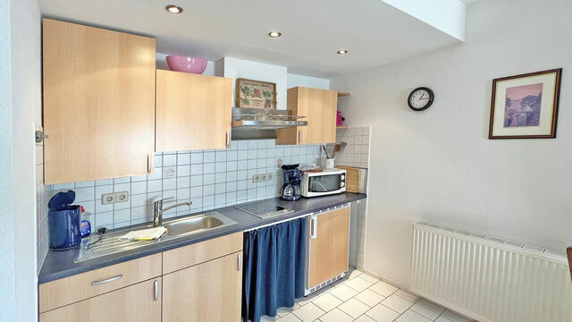 Ferienwohnung in G&ouml;hren - Villa Vivien, Ostsee Findling App 4 - Bade- & Saunawelt t&auml;glich inklusive - Bild 4