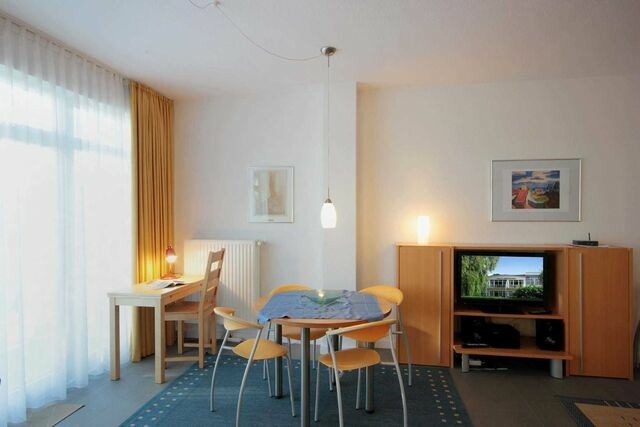 Ferienwohnung in Binz - Villa Seerosen, Whg. 13 "Am See" - Bild 6