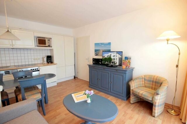 Ferienwohnung in Binz - Haus Jahreszeiten, Whg. 9 Strandl&auml;ufer - Bild 4