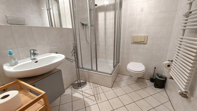 Ferienwohnung in Binz - Villa Vogelsang - 90943 Rotkehlchen - Bild 17