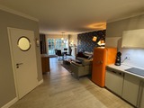 Ferienwohnung in Born a. Dar&szlig; - Ahoi Dar&szlig;koje - gro&szlig;e amerikanische Wohn- Essk&uuml;che