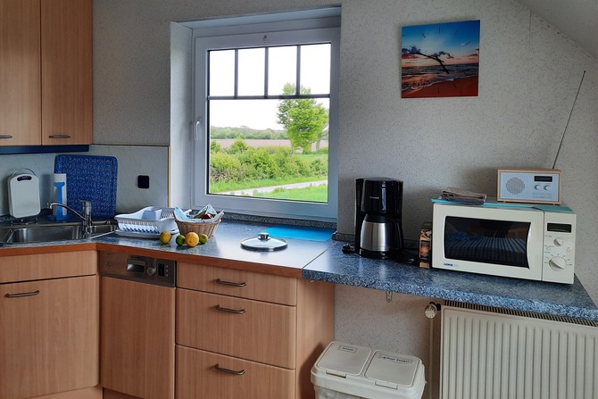 Ferienwohnung in Grube - Ostsee-Landhaus-Wohnung - K&uuml;che mit Essbereich