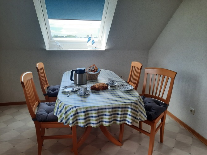Ferienwohnung in Grube - Ostsee-Landhaus-Wohnung - K&uuml;che mit Essbereich