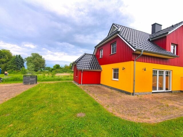 Ferienhaus in Kenz-K&uuml;strow - Rood Huus - Bild 2